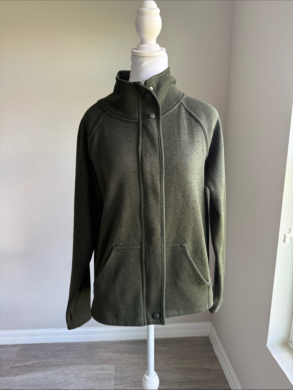 Champion women’s zip front fleece jacket